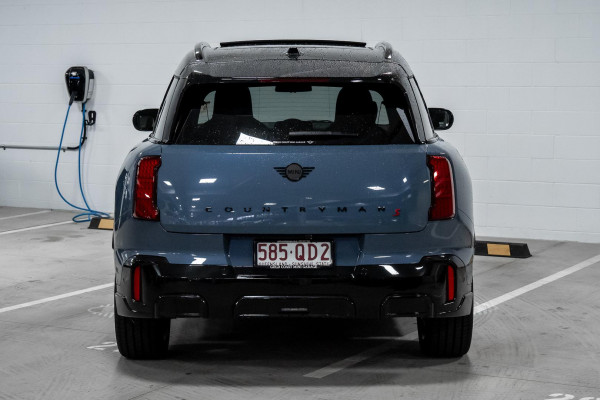 2026 MINI Countryman U25 S JCW Sport SUV image 5