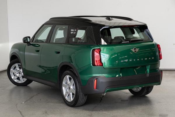 2025 MINI Countryman U25 C Classic SUV image 2