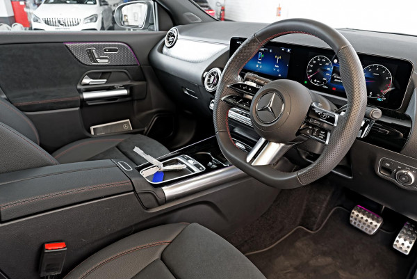 2025 Mercedes-Benz GLA-Class H247 GLA200 SUV image 7