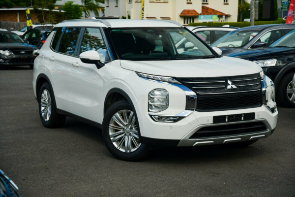 2024 Mitsubishi Outlander ZM LS SUV Image 1