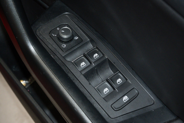 2021 MY22 Volkswagen T-Roc A11 140TSI Sport SUV Image 10