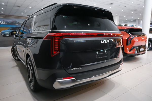 2026 MY25 Kia Carnival KA4 PE GT-Line People Mover image 5