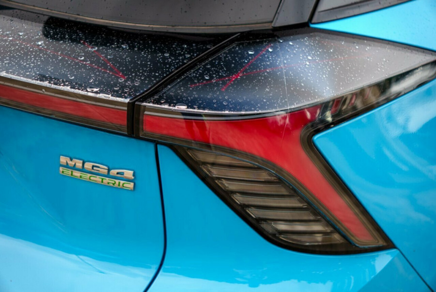 2024 MG MG4 MEH32 Essence 64 Hatch Image 7