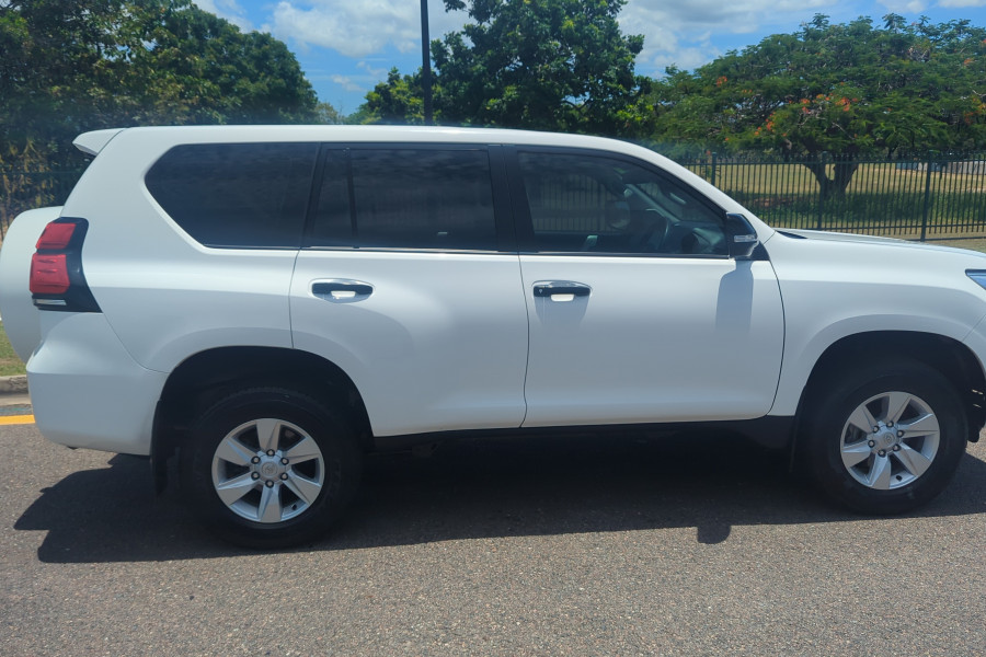 2023 Toyota LandCruiser Prado GDJ150R GXL SUV Image 8