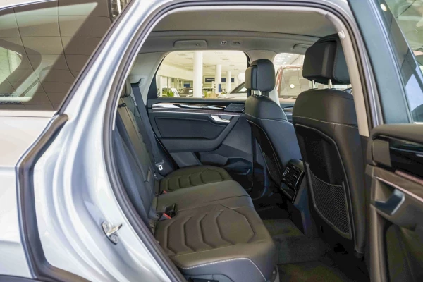 2024 Volkswagen Touareg RC 170TDI SUV Image 6