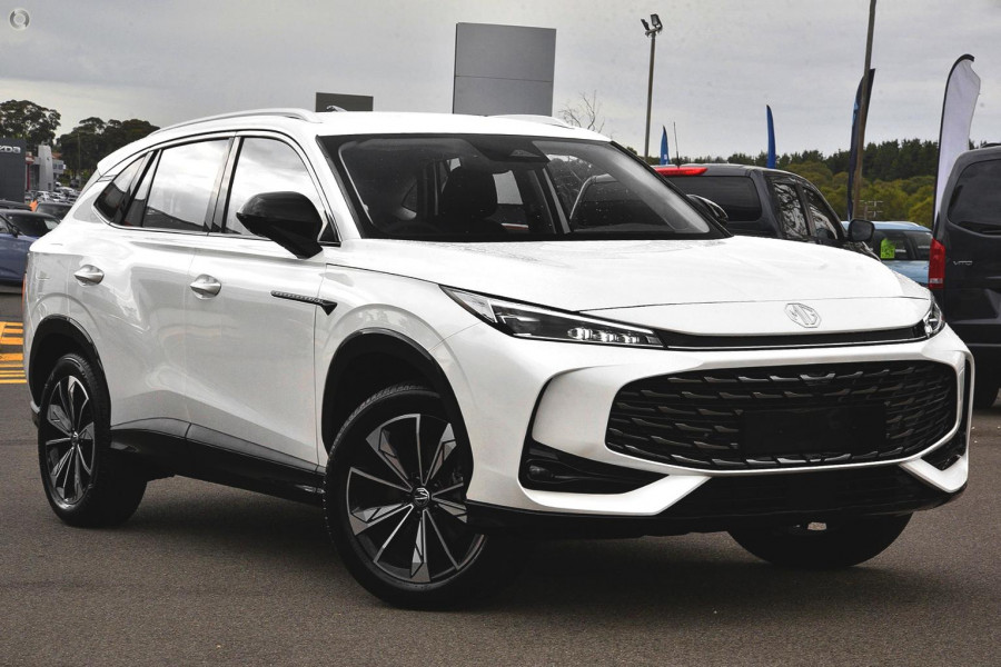 2025 MG HS AS33 Excite SUV Image 1