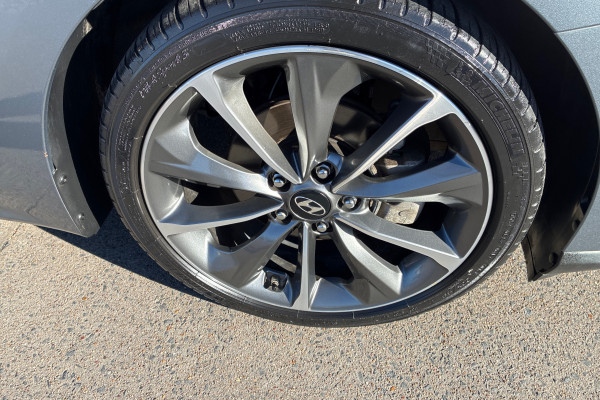 2019 MY20 Hyundai Veloster JS  Coupe Image 10