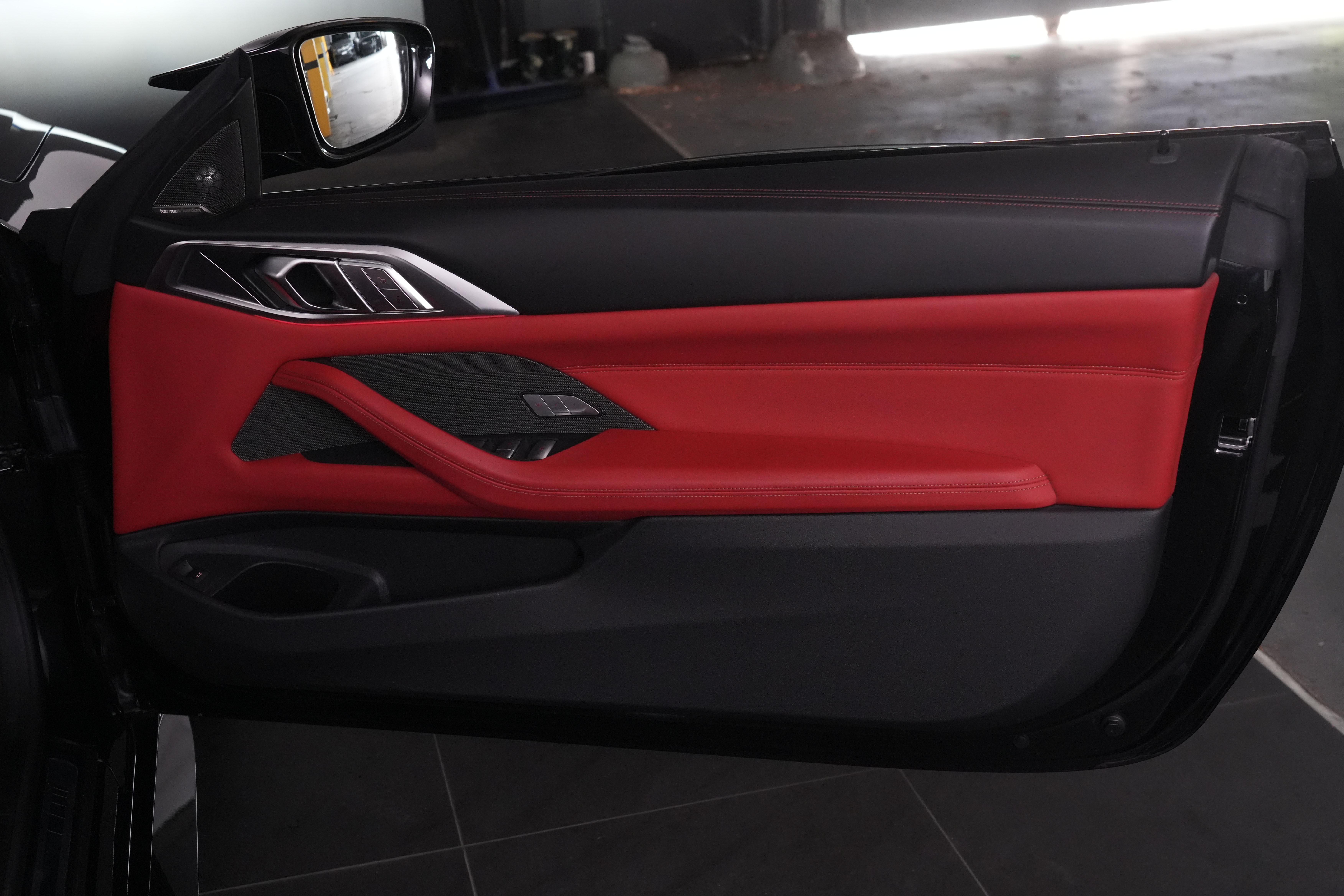 2022 BMW M4 Competition Convertible Image 50