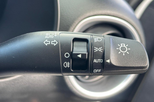 2024 Kia Cerato BD S Hatch Image 19