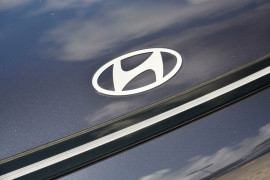 2024 MY25 Hyundai KONA SX2.V2 Hybrid Premium SUV image 11