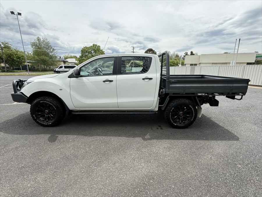 2018 Mazda BT-50 UR XT Cab Chassis Image 6