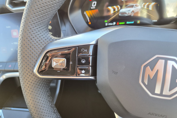 2025 MY25.5 MG ZS ZS32 Essence Hybrid+ SUV Image 18