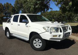 Toyota HiLux SR5 (4X4) KUN26R 09 UPGRADE
