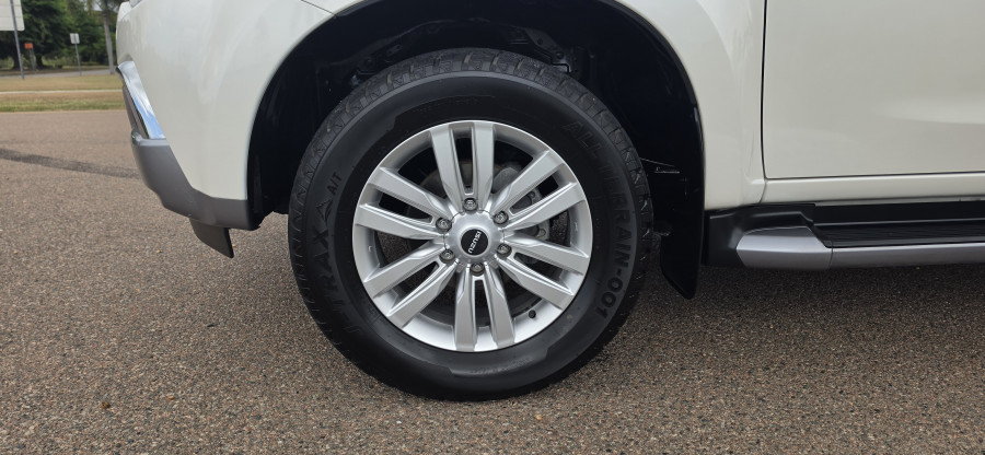 2018 Isuzu MU-X LS-T SUV Image 24