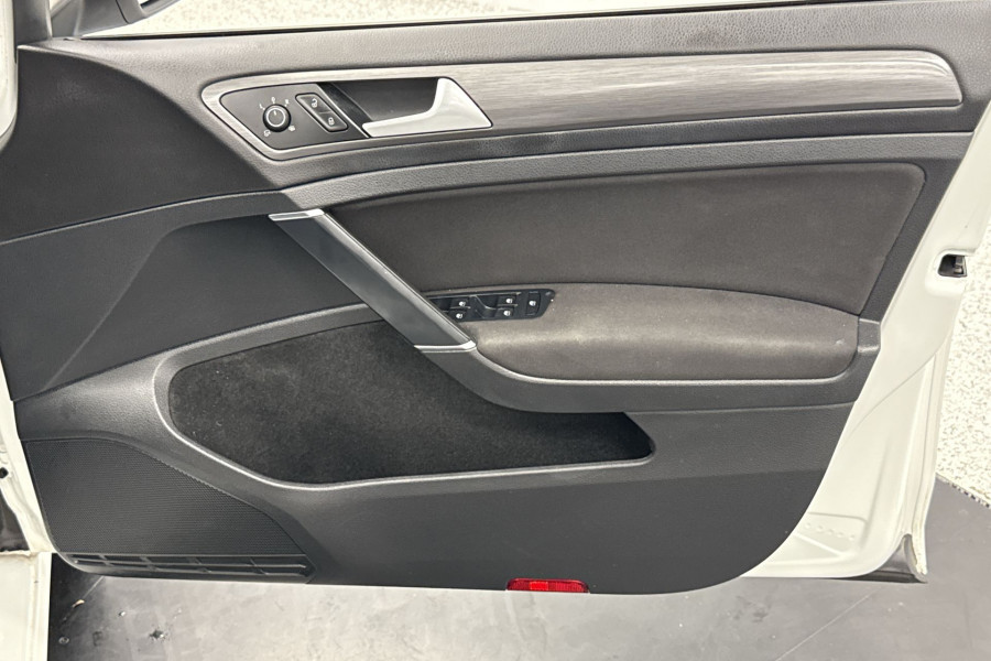 2019 MY19.5 Volkswagen Golf 7.5 110TSI Comfortline SUV Image 19