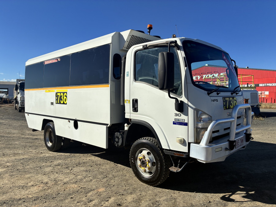 2012 Isuzu Nps Mini Coach Image 1