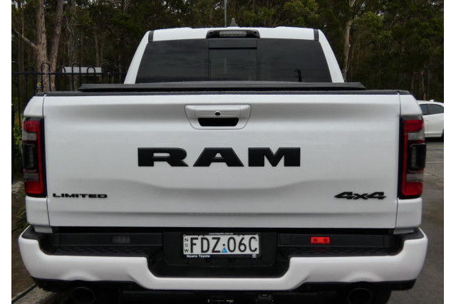 2023 MY22 Ram 1500 DT MY22 LIMITED RAMBOX HYBRID Ute Image 8