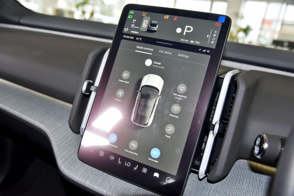 2024 MY25 Volvo EX30  Twin Motor Performance Ultra SUV Image 20