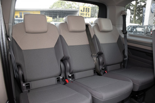 2025 MY26 Volkswagen Multivan T7 TDI360 Life LWB People Mover image 11