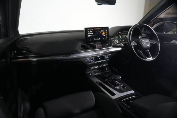 2021 Audi Q5 FY 40 TDI SUV image 11