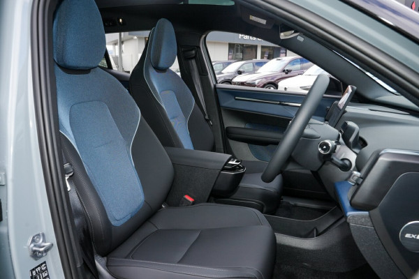 2024 MY25 Volvo EX30  Single Motor Extended Range Ultra SUV Image 21