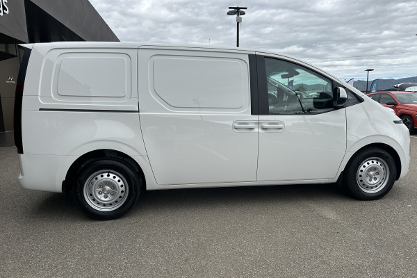 2025 Hyundai Staria Load US4.V3  Van