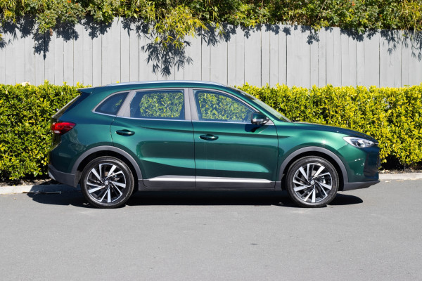 2025 MG ZS ZS32 Essence Hybrid+ SUV Image 2
