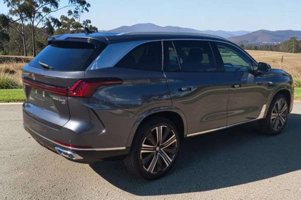 2026 MY25 MG QS IS31 Essence SUV Image 3