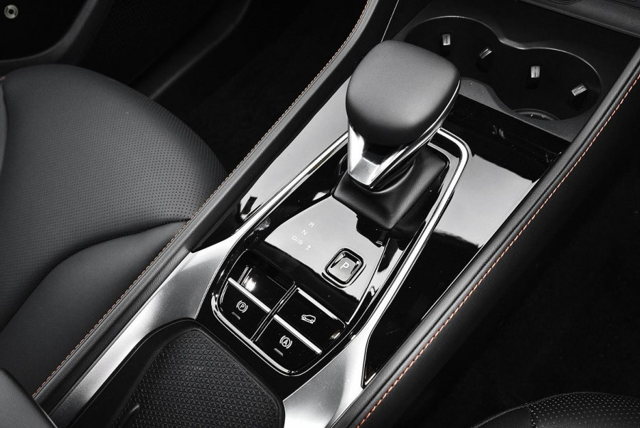 2024 MG HS AS33 Excite SUV Image 15