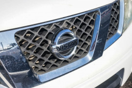 2010 Nissan Navara D40 ST Utility