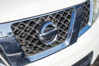 2010 Nissan Navara D40 ST Utility
