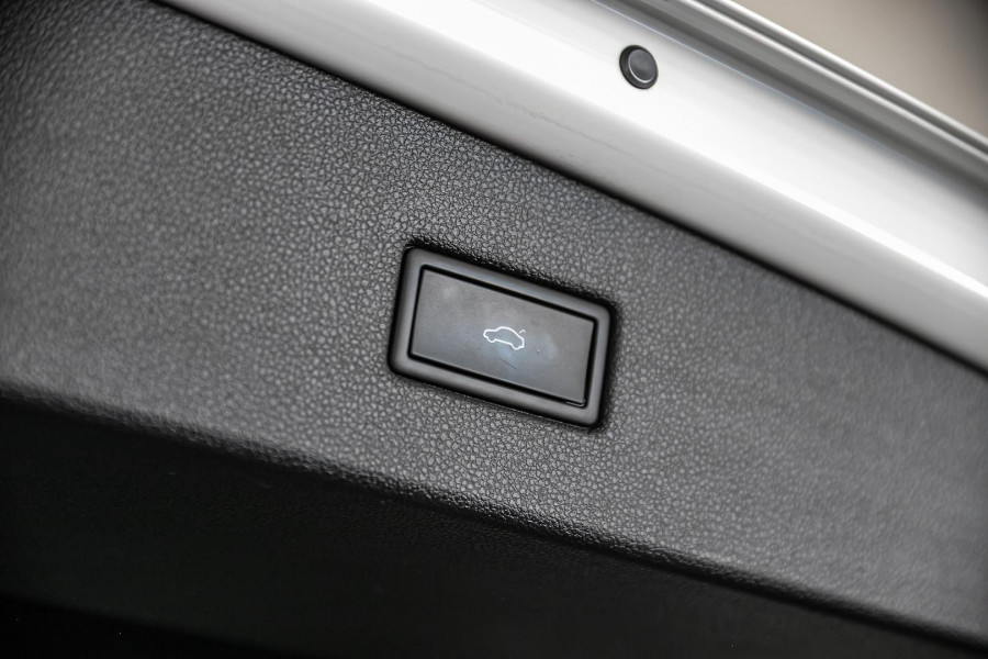 2021 Volkswagen Tiguan 5N 147TDI R-Line SUV Image 12