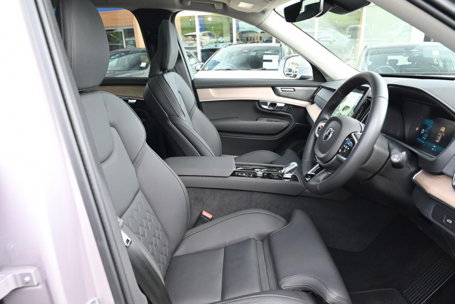 2025 MY26 Volvo XC90 L Series Plus B5 Bright SUV Image 6