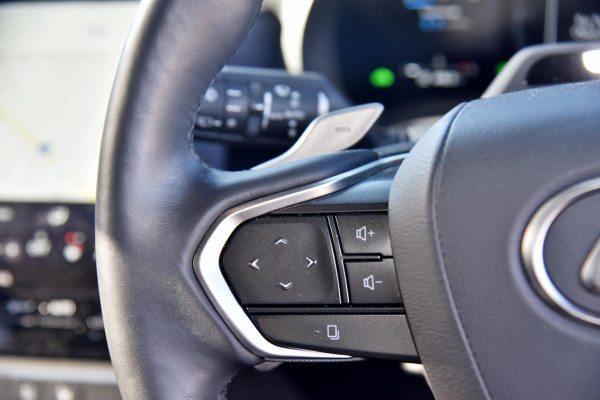 2024 Lexus LBX MAYH15R Sports Luxury SUV Image 10