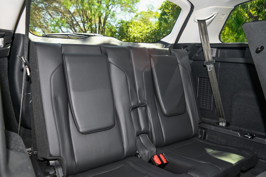 2024 MY25 Land Rover Discovery Sport L550 P200 S SUV