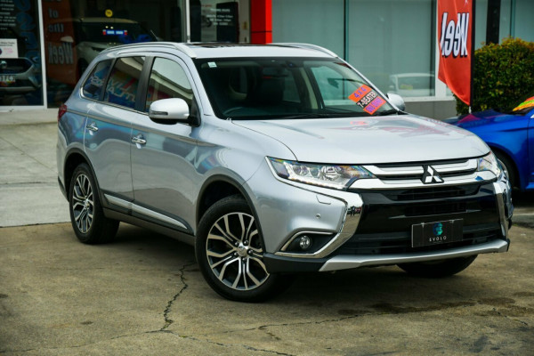 Mitsubishi Outlander Exceed 4WD ZK MY16