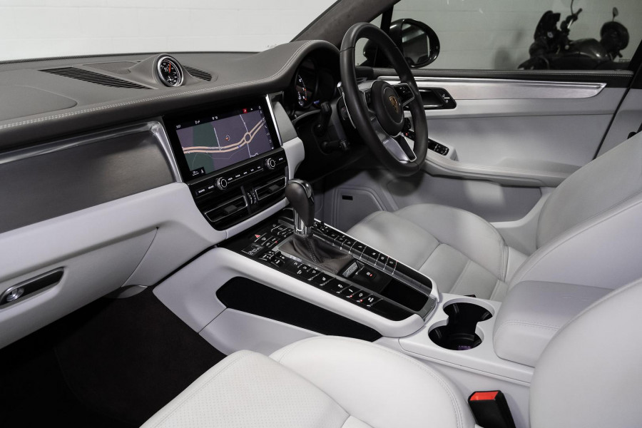 2021 Porsche Macan 95B SUV