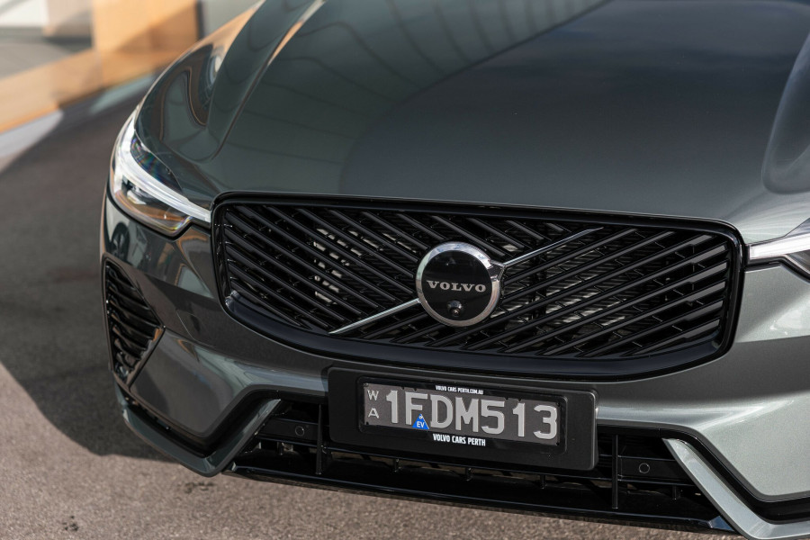 2026 Volvo XC60 UZ Ultra B5 Dark SUV Image 11