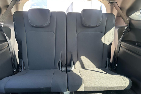 2026 MY25.5 Isuzu MU-X RJ LS-M SUV Image 23