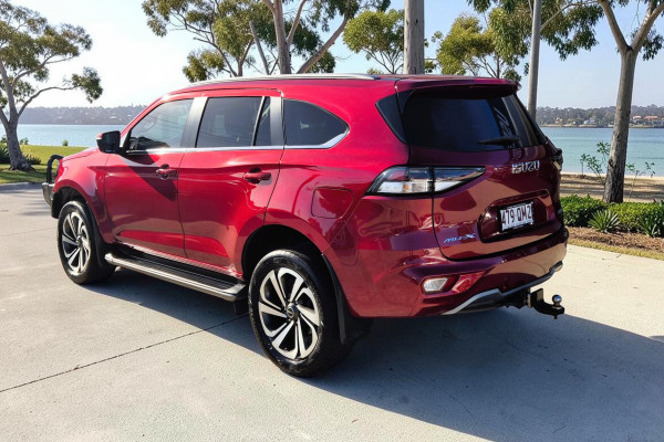 2021 Isuzu MU-X RJ LS-T SUV Image 5