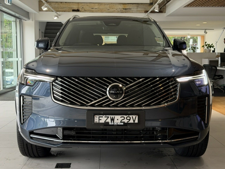 2026 Volvo XC90 L Series Plus B5 Bright SUV Image 5
