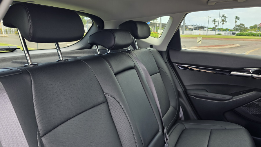 2025 Kia Seltos SP2 PE GT-Line SUV Image 13