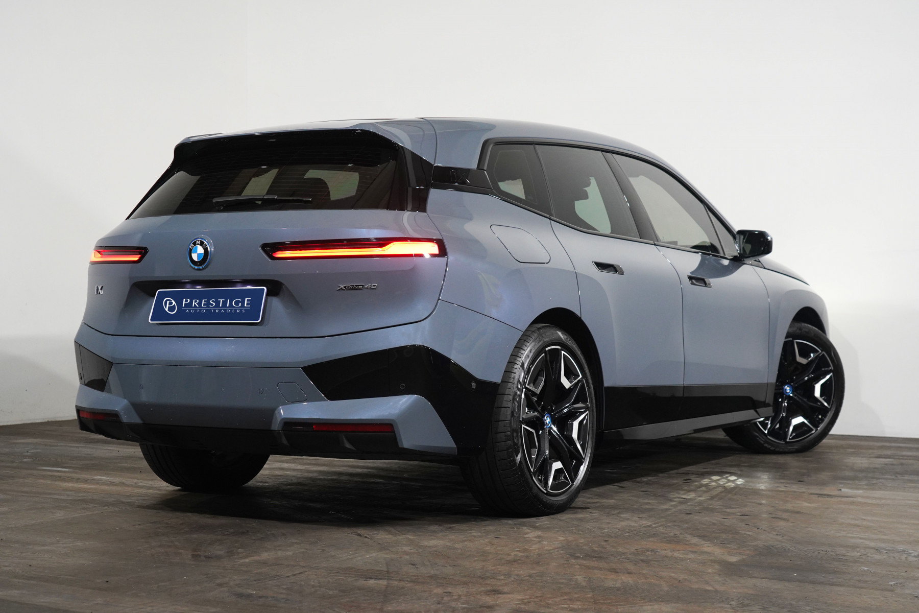 2022 BMW Ix Xdrive40 Sport SUV Image 7