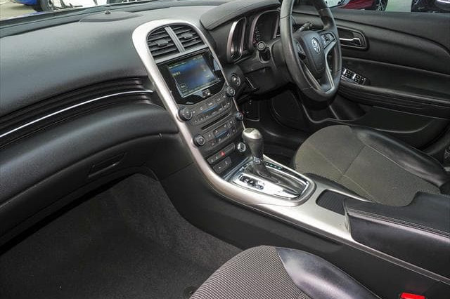 2016 MY15 Holden Malibu EM CD Sedan Image 9