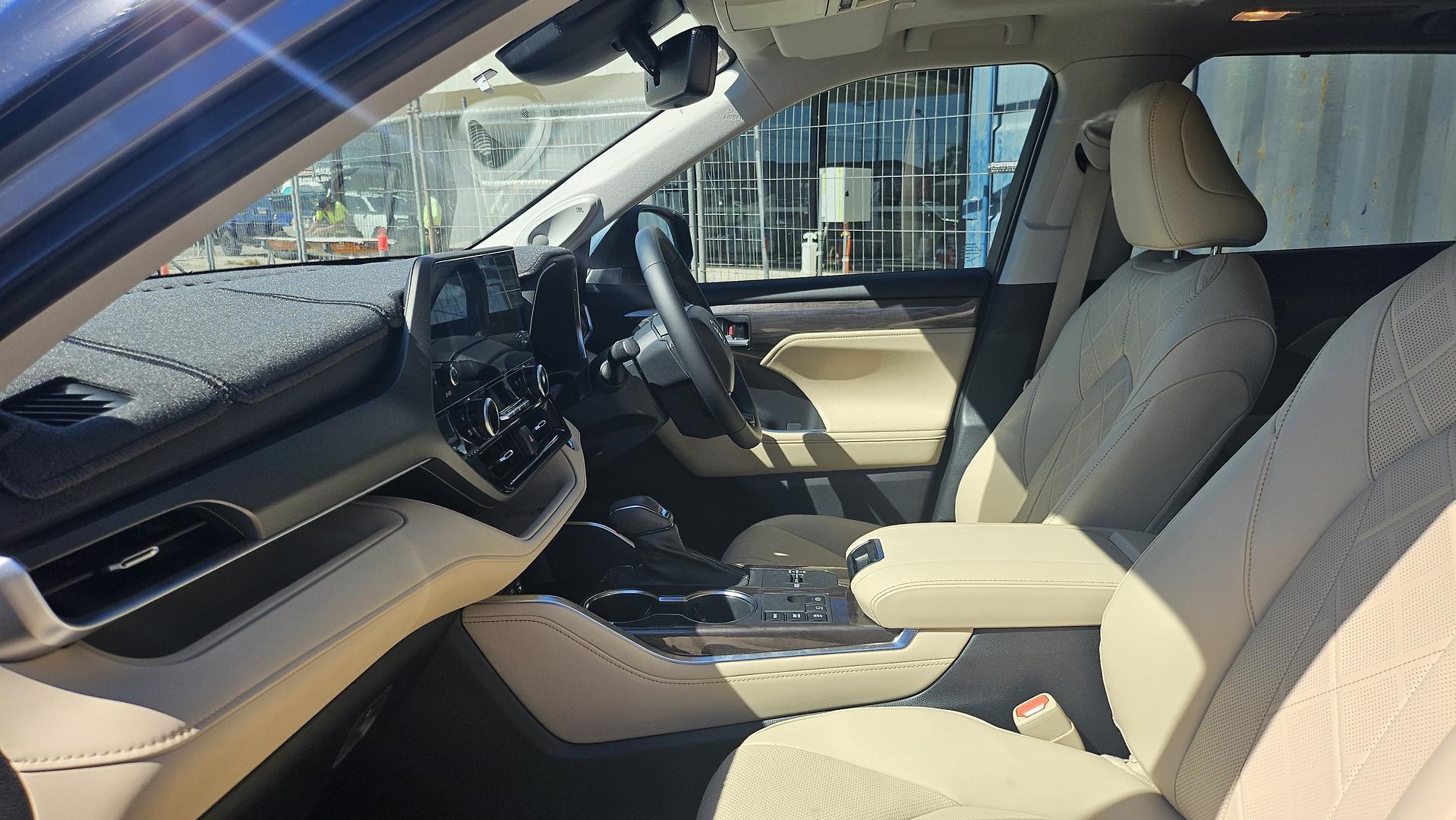 2023 Toyota Kluger AXUH78R Grande SUV Image 12