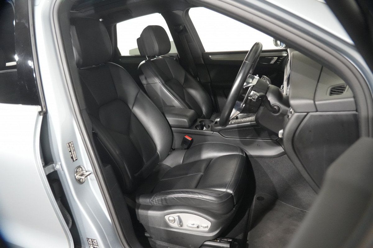 2019 Porsche Macan S SUV