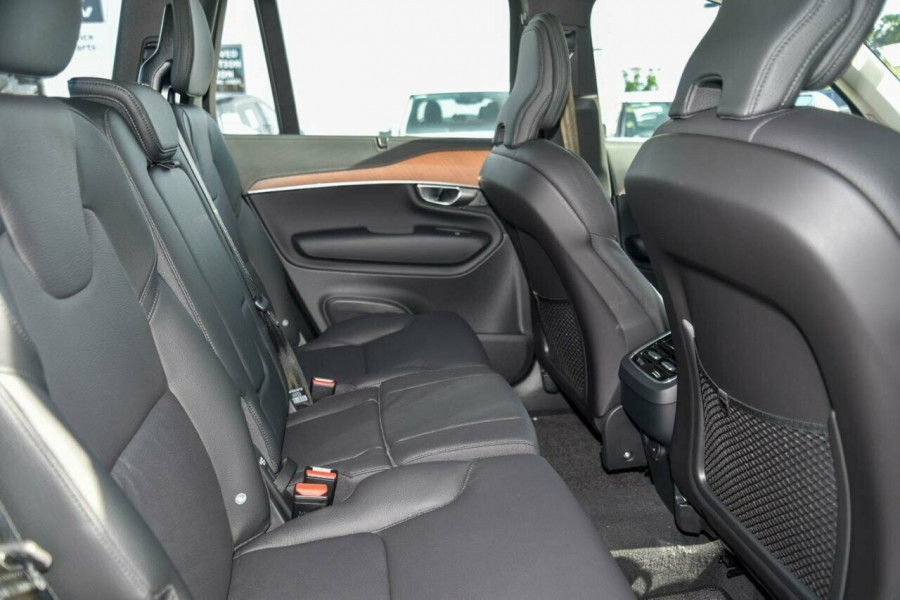 2024 MY25 Volvo XC90 L Series Ultra B5 Bright SUV Image 9