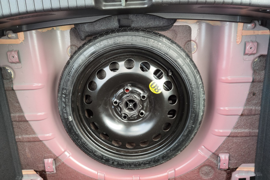 2015 Holden Cruze Model description. JH  II MY15 SRi-V Hatch 5dr SA 6sp 1.6T Hatch Image 33