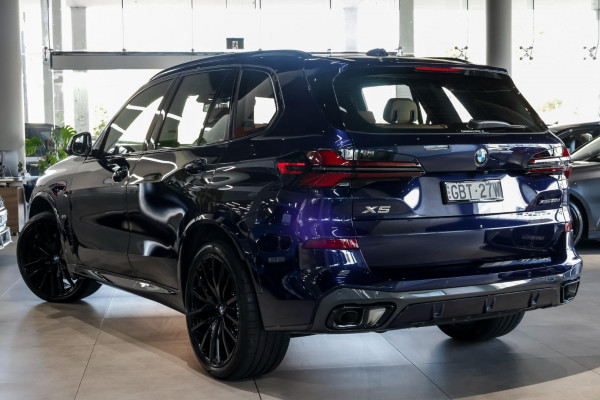 2026 BMW X5 G05 LCI xDrive30d xLine SUV image 2