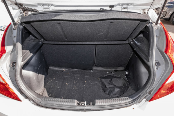 2018 Hyundai Accent RB6 Sport Hatch image 19